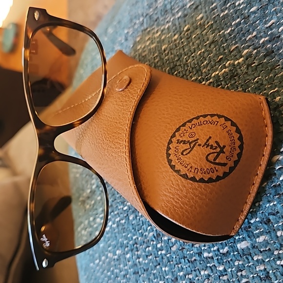 Ray Ban Sunglasses - Picture 1 of 4